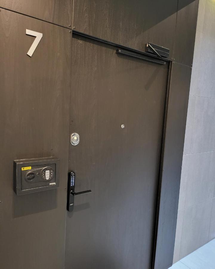 וילנה Happy Inn Presidential, Self Check-In, Parking In The Underground Garage מראה חיצוני תמונה